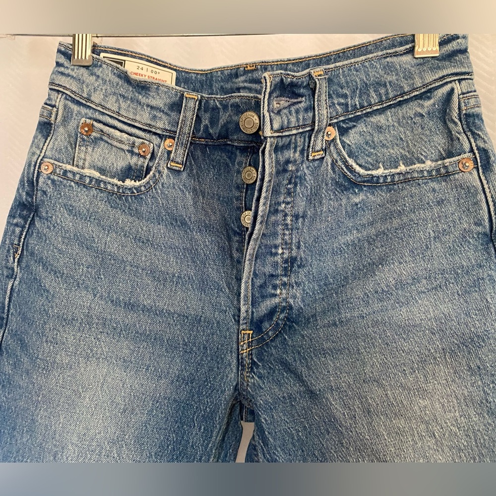 GAP Cheeky Straight High Rise Straight Leg Jeans 24 00P Vintage Wash 100% Cotton